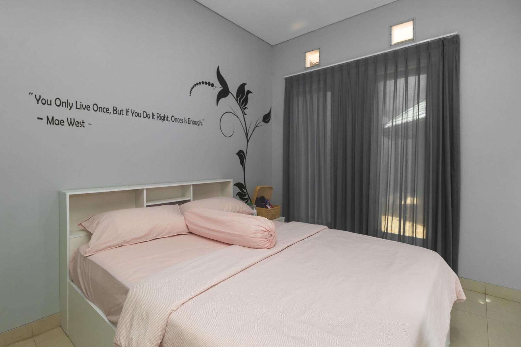 Villa Palm Springs By Reqhome Ciater Hilir Ngoại thất bức ảnh