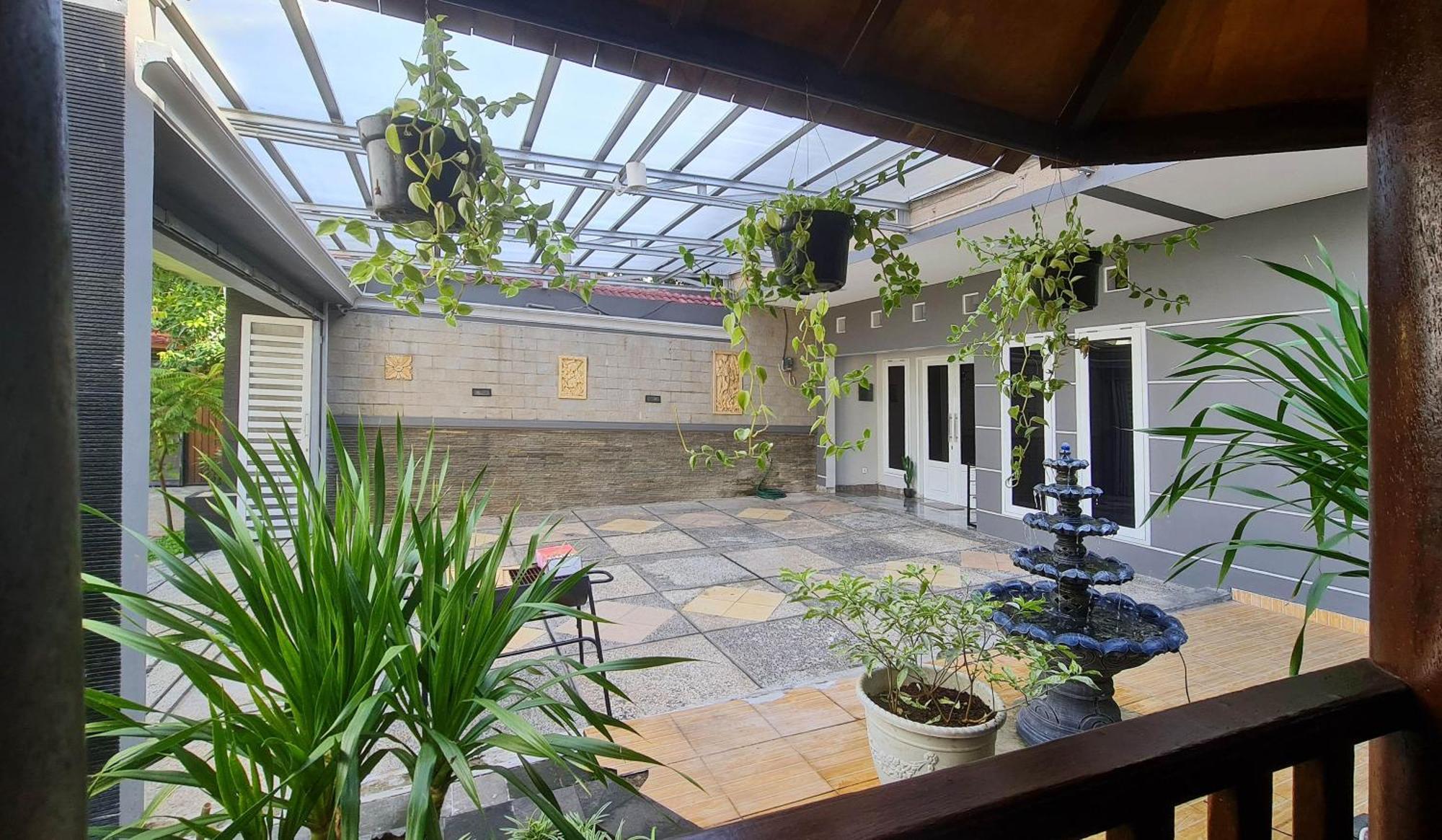 Villa Palm Springs By Reqhome Ciater Hilir Ngoại thất bức ảnh